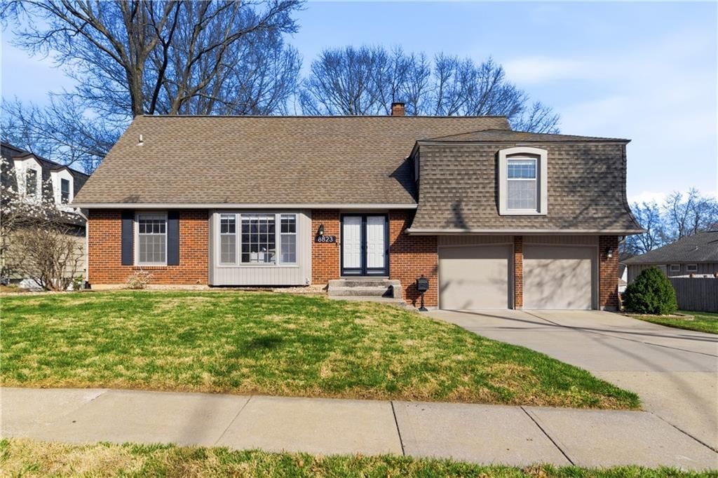 8823 Antioch Road, Overland Park, KS