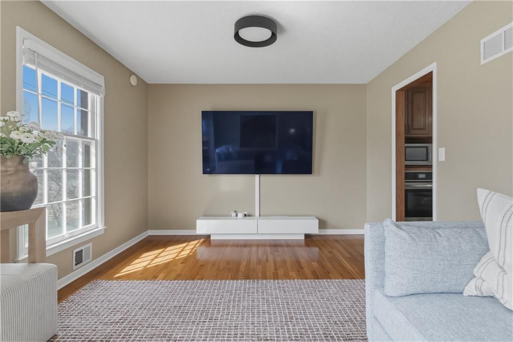 8823 Antioch Road — photo 9