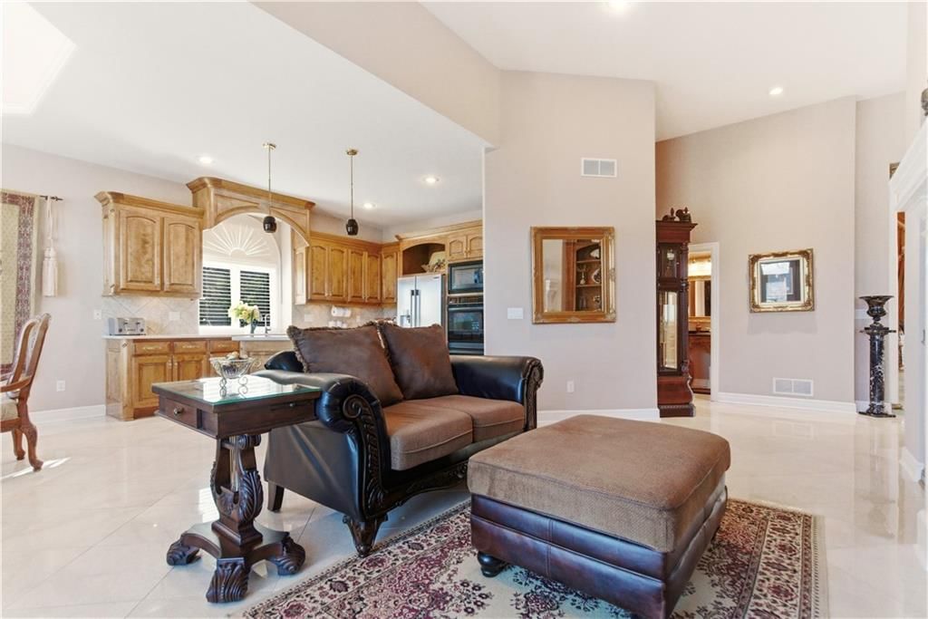 4405 N Hickory Lane — photo 14