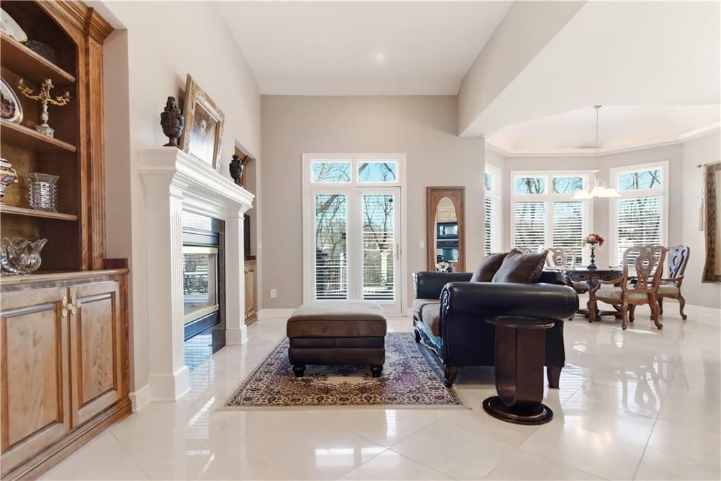 4405 N Hickory Lane — photo 16