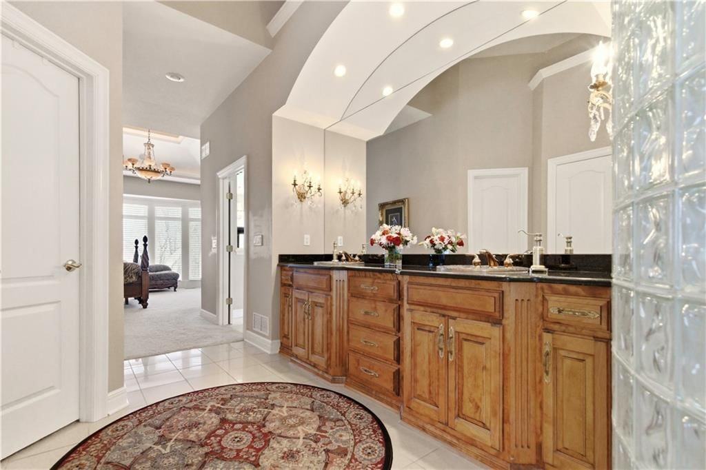 4405 N Hickory Lane — photo 34
