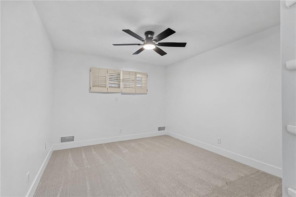 9601 W 104th Terrace — photo 31