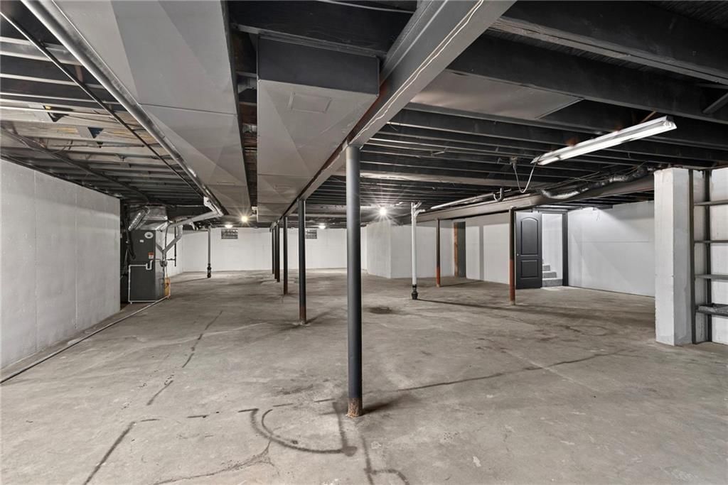 9601 W 104th Terrace — photo 42