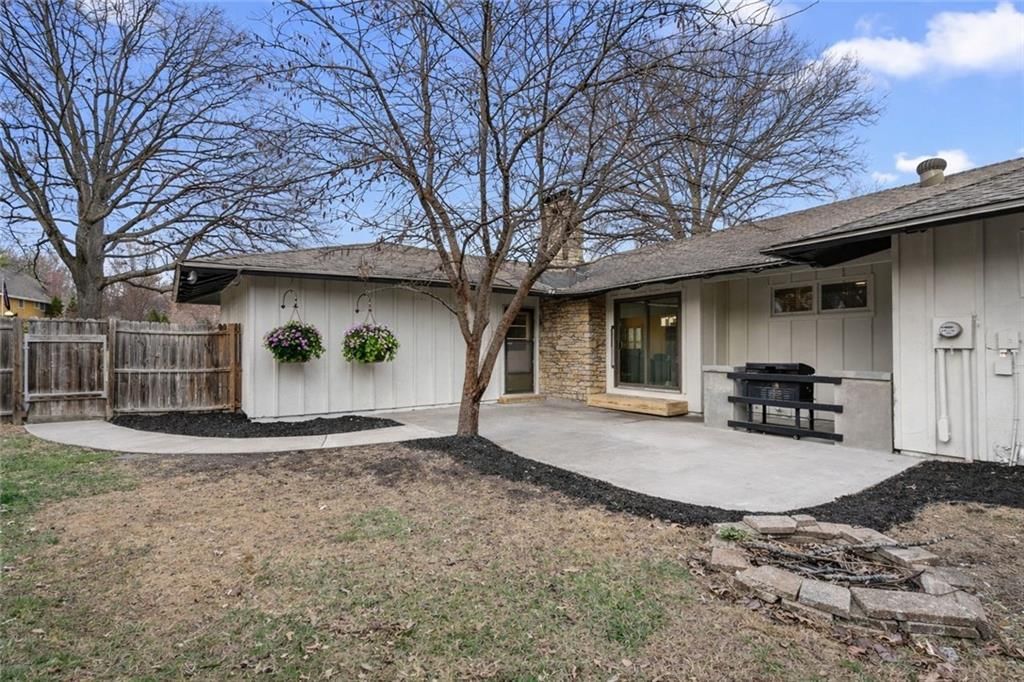 9601 W 104th Terrace — photo 46