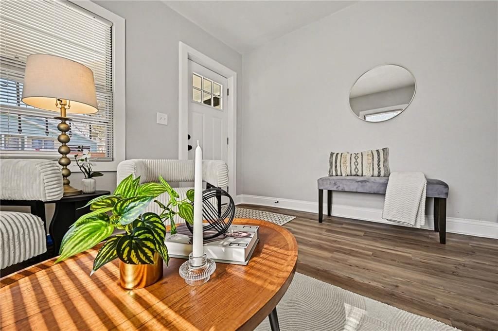2539 Alden Street — photo 10