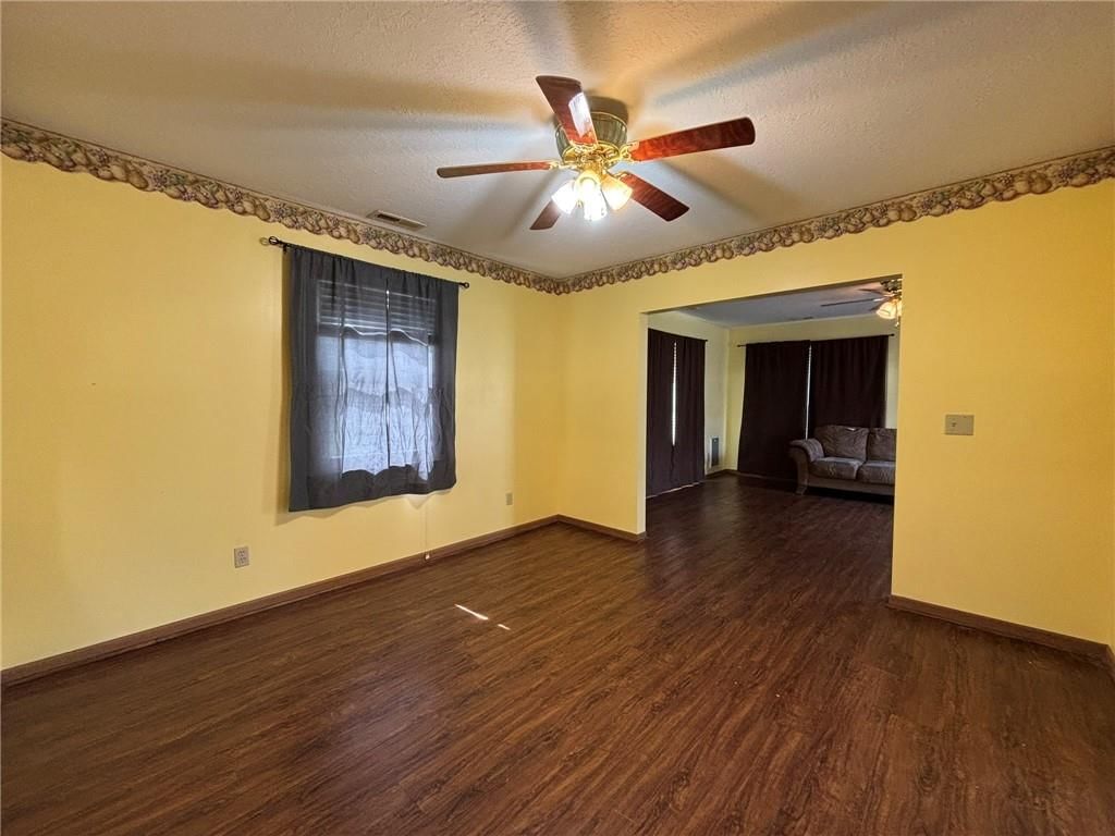 704 S 12th Terrace — photo 11