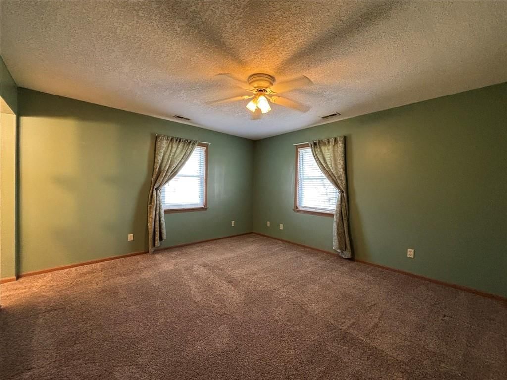 704 S 12th Terrace — photo 19