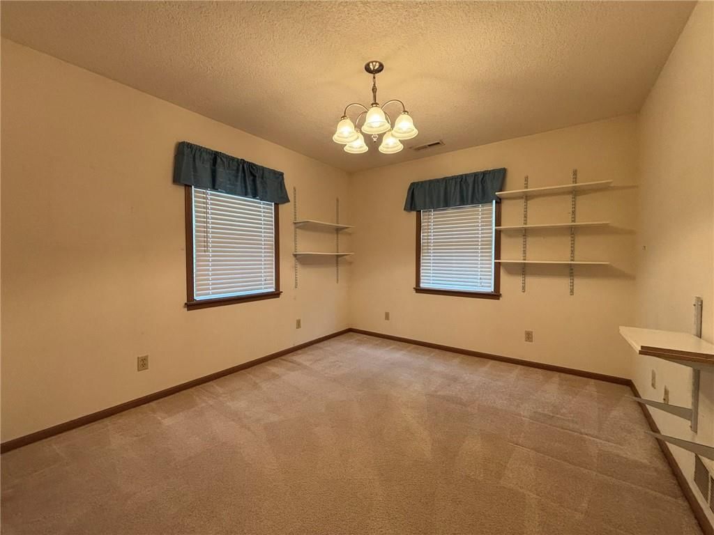 704 S 12th Terrace — photo 24