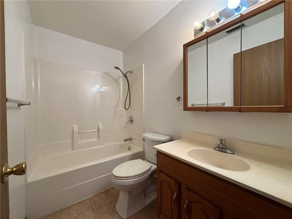 704 S 12th Terrace — photo 30