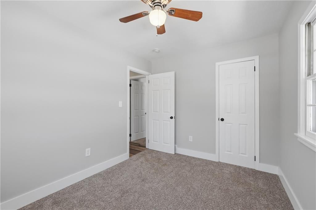 914 Locust Street — photo 12