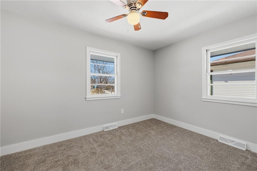 914 Locust Street — photo 13
