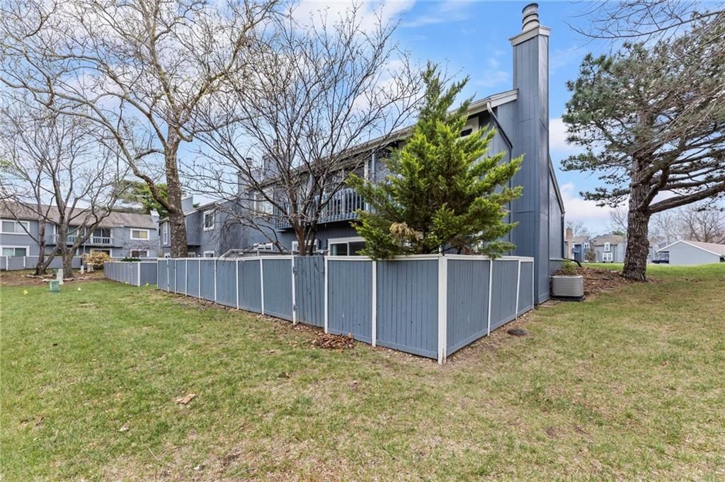 8058 Colony Lane — photo 32