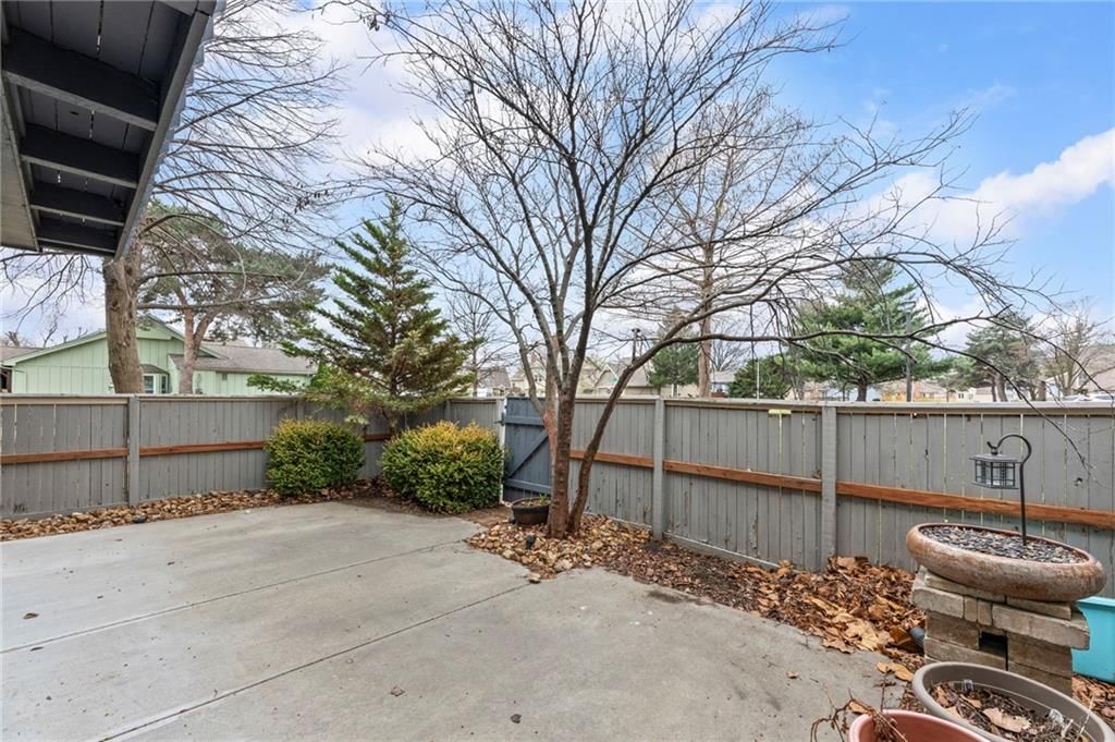 8058 Colony Lane — photo 33