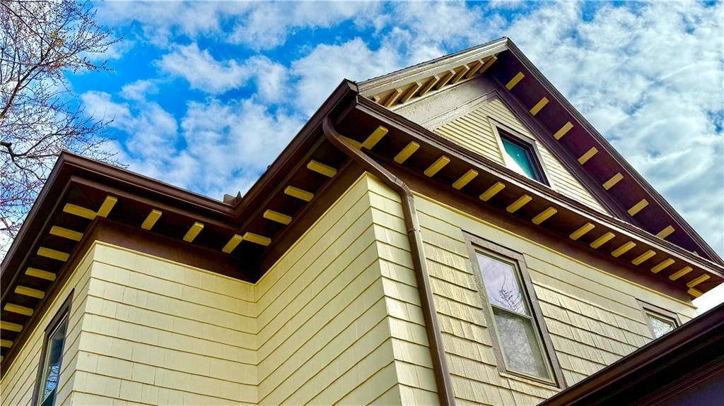 2324 Goff Avenue — photo 5