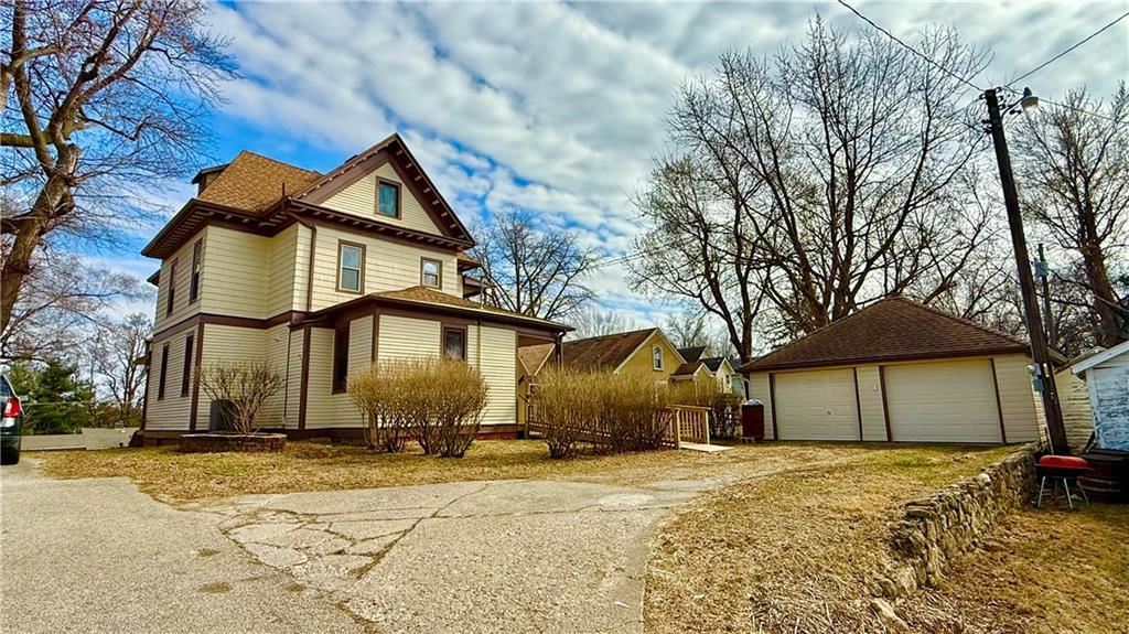 2324 Goff Avenue — photo 7