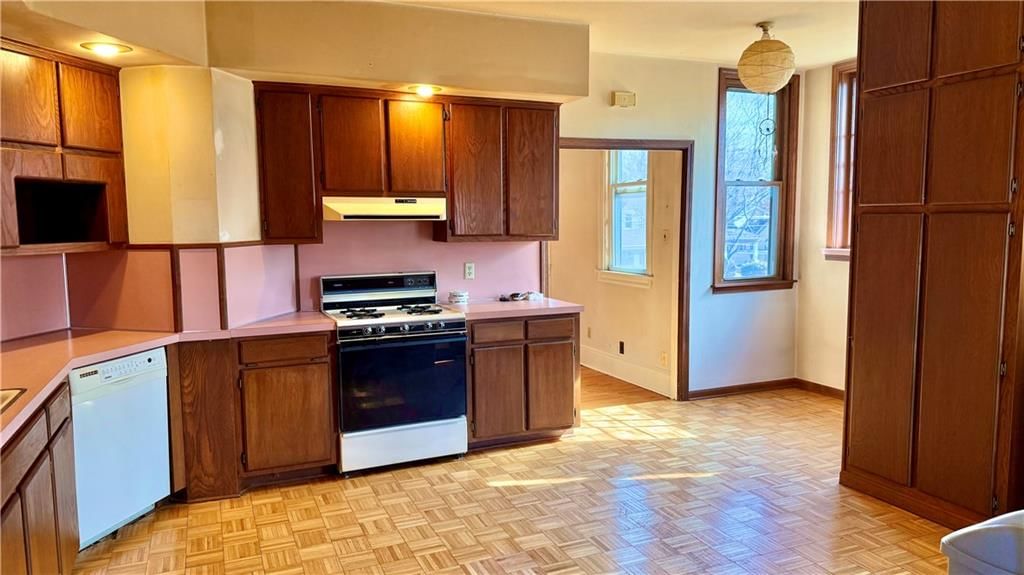 2324 Goff Avenue — photo 11