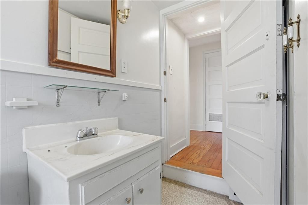 614 Alabama Street — photo 27