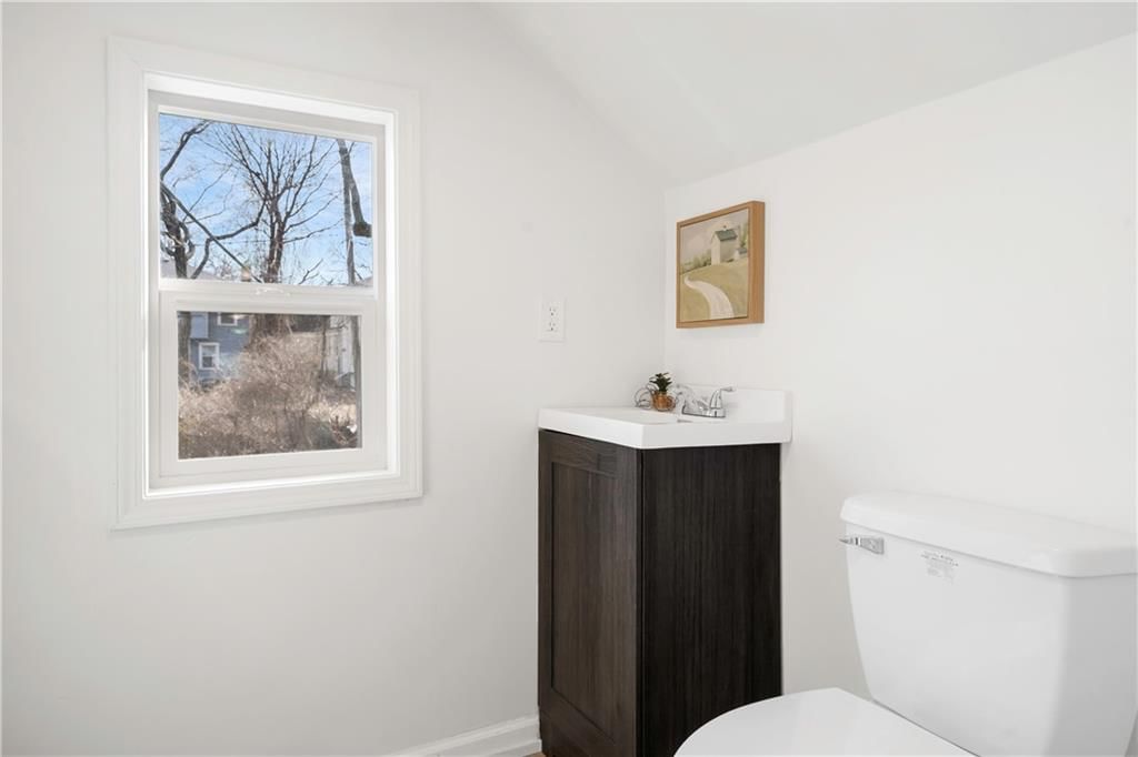 1421 E 77th Street — photo 21