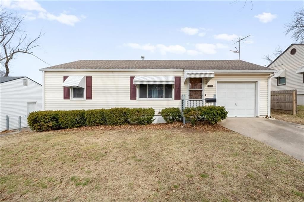 2408 NE 60th Street, Kansas City, MO