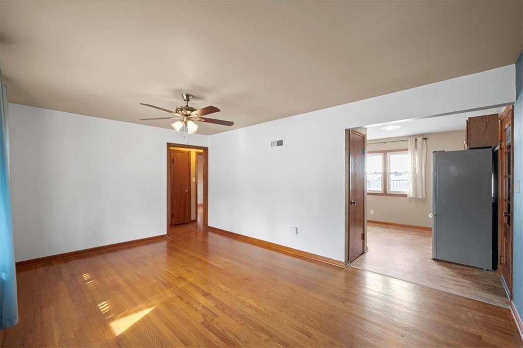 2408 NE 60th Street — photo 8