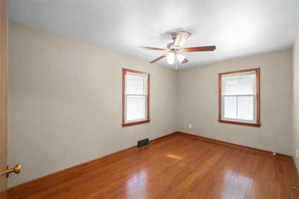 2408 NE 60th Street — photo 9