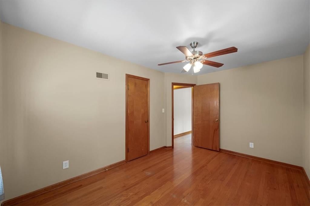 2408 NE 60th Street — photo 10