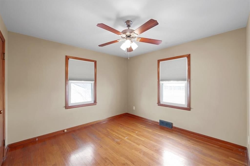 2408 NE 60th Street — photo 12