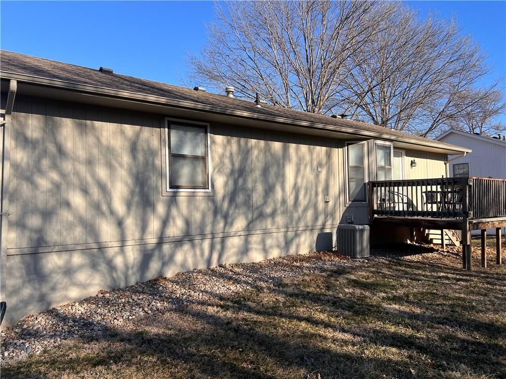 11725 Crystal Drive — photo 4