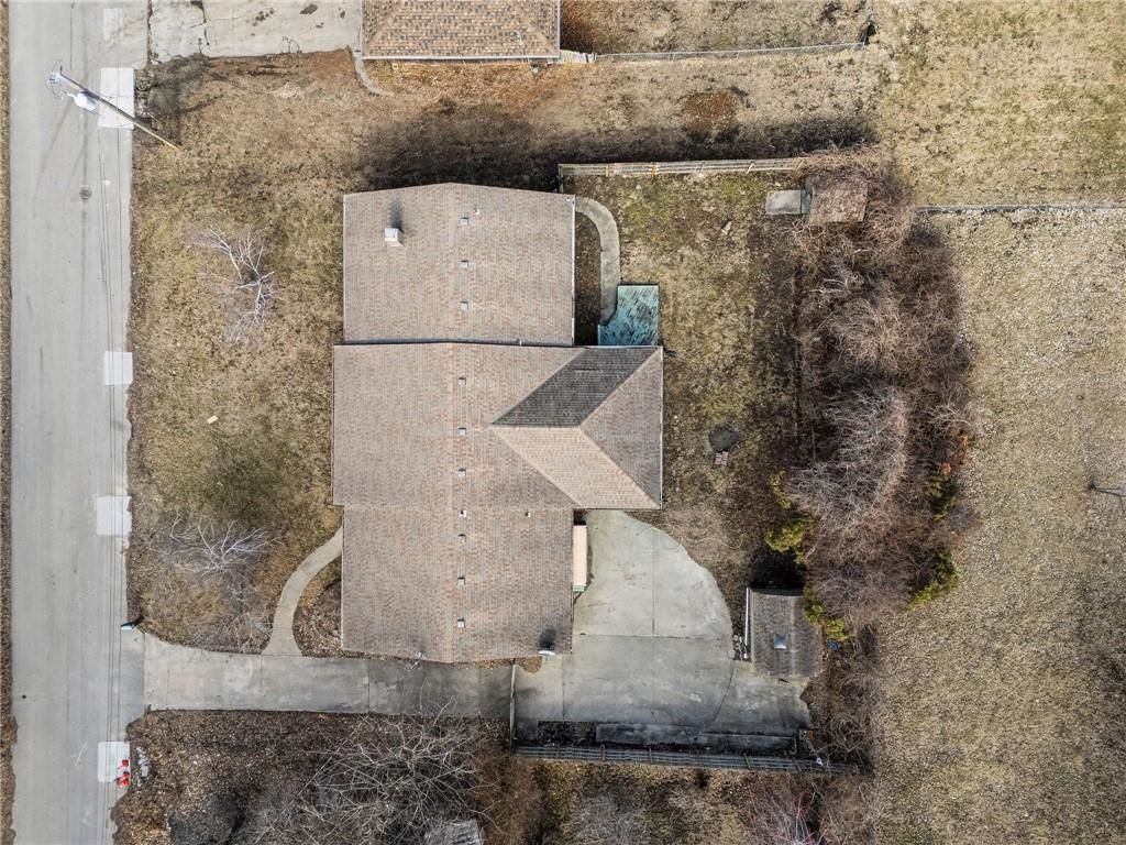 1907 Sun Valley Road — photo 27