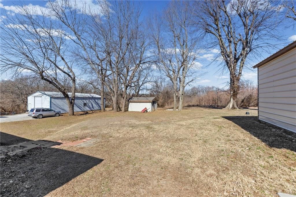 622 W Nickell Avenue — photo 42