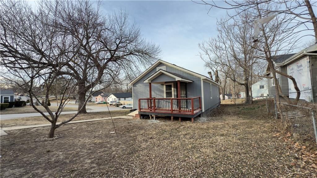 3031 Greeley Avenue — photo 12