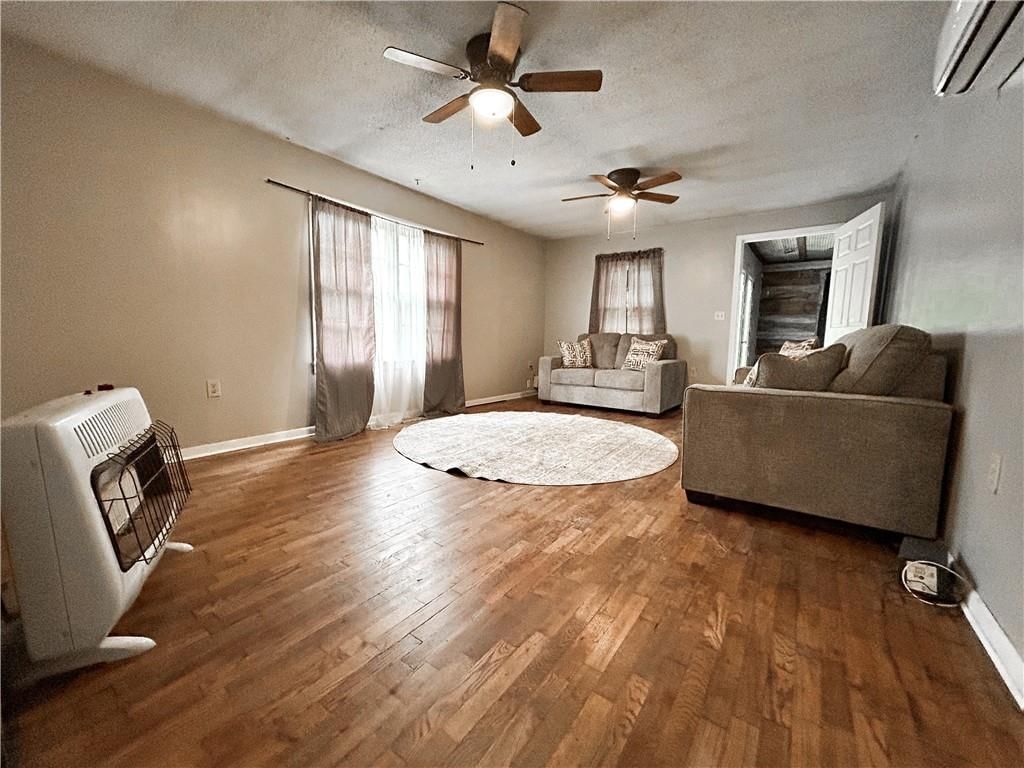421 S 1st Street — photo 17