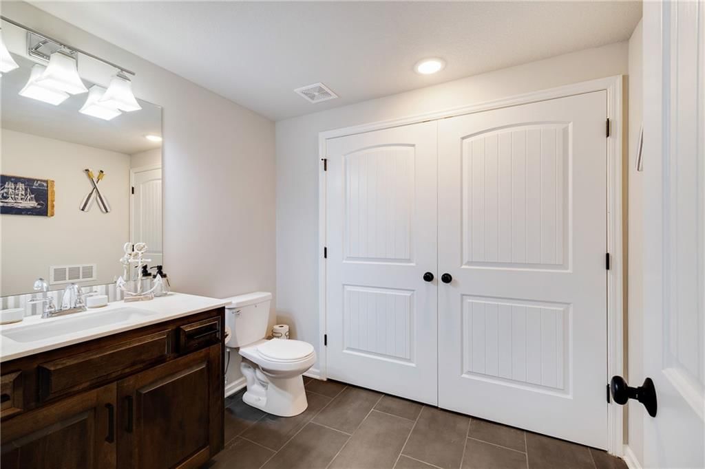 905 SE Wood Ridge Court — photo 28