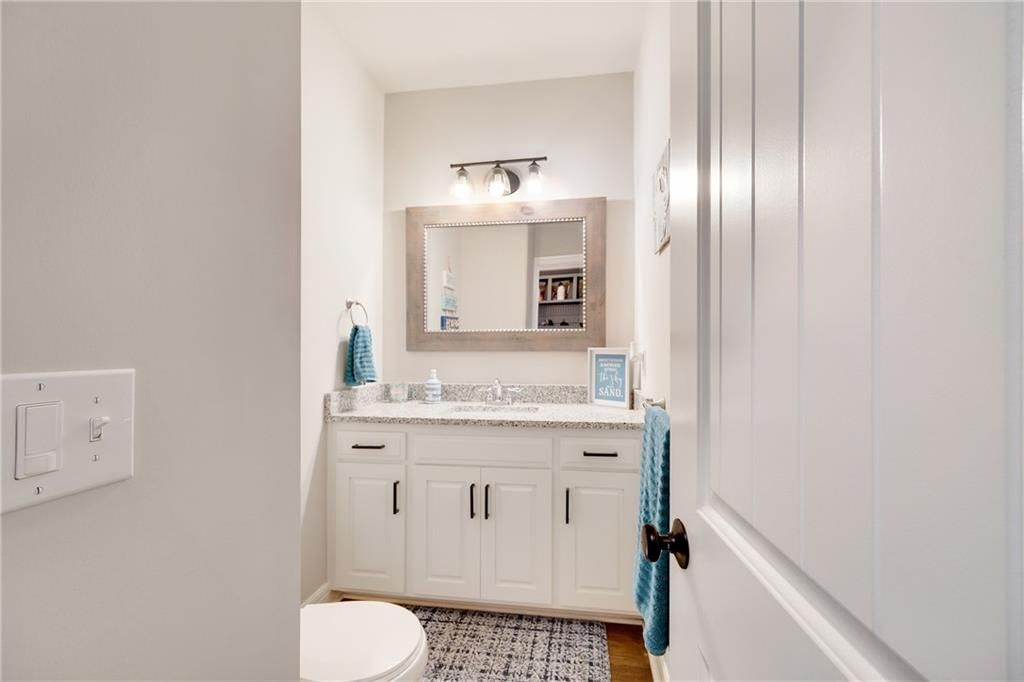 905 SE Wood Ridge Court — photo 41