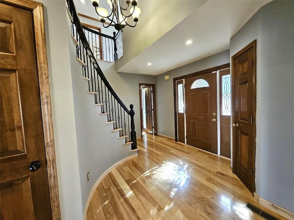 5809 N Spruce Avenue — photo 5