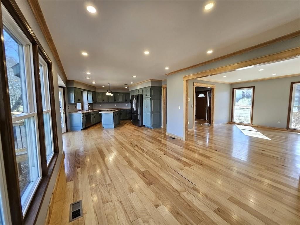 5809 N Spruce Avenue — photo 13