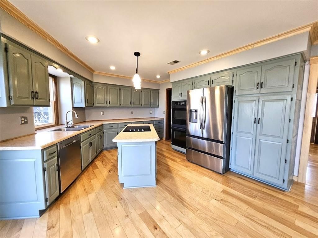 5809 N Spruce Avenue — photo 16