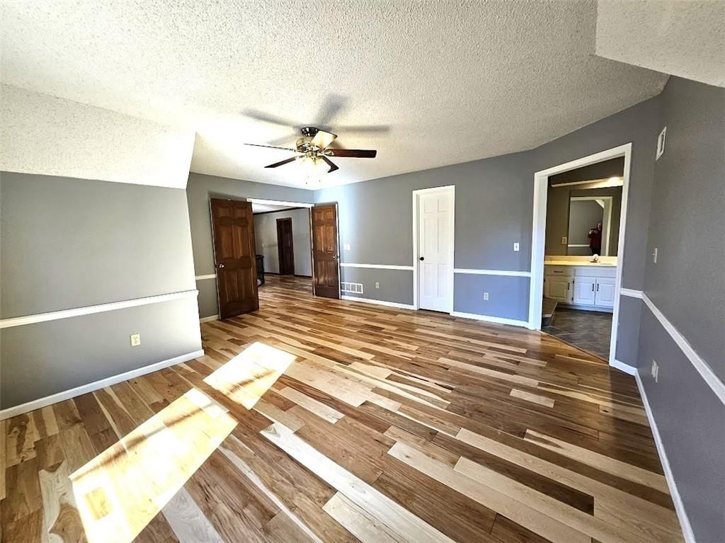 5809 N Spruce Avenue — photo 25