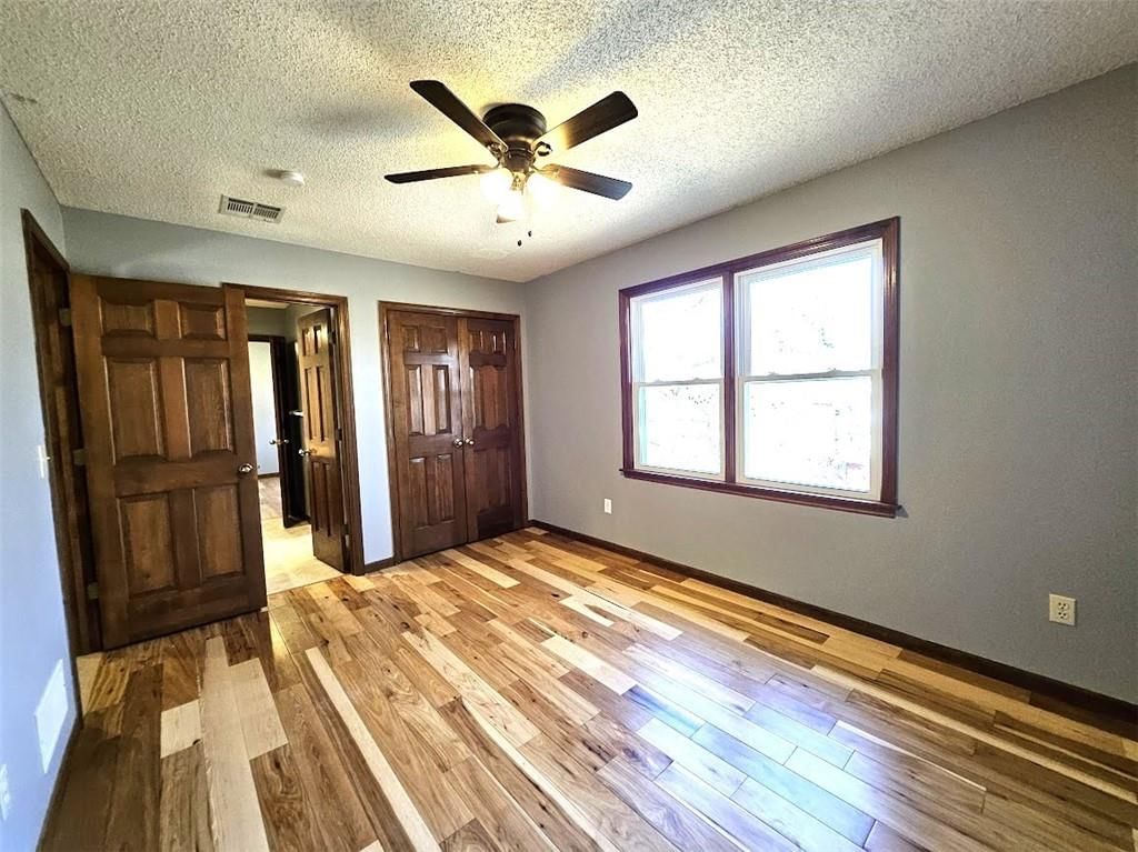 5809 N Spruce Avenue — photo 29