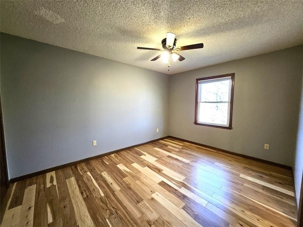 5809 N Spruce Avenue — photo 32