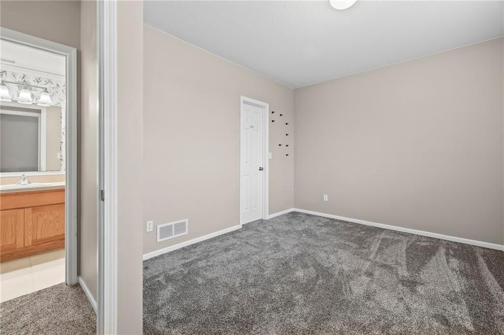 2090 N 900th Road — photo 33