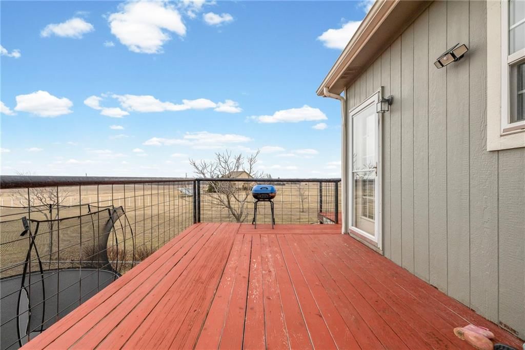 2090 N 900th Road — photo 39