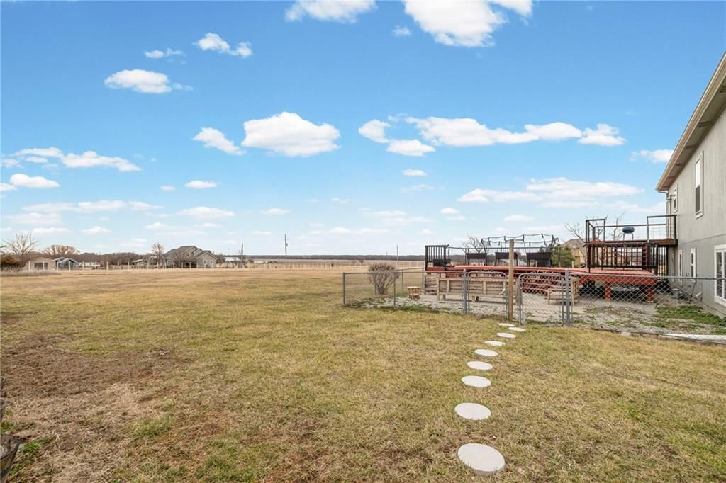 2090 N 900th Road — photo 42