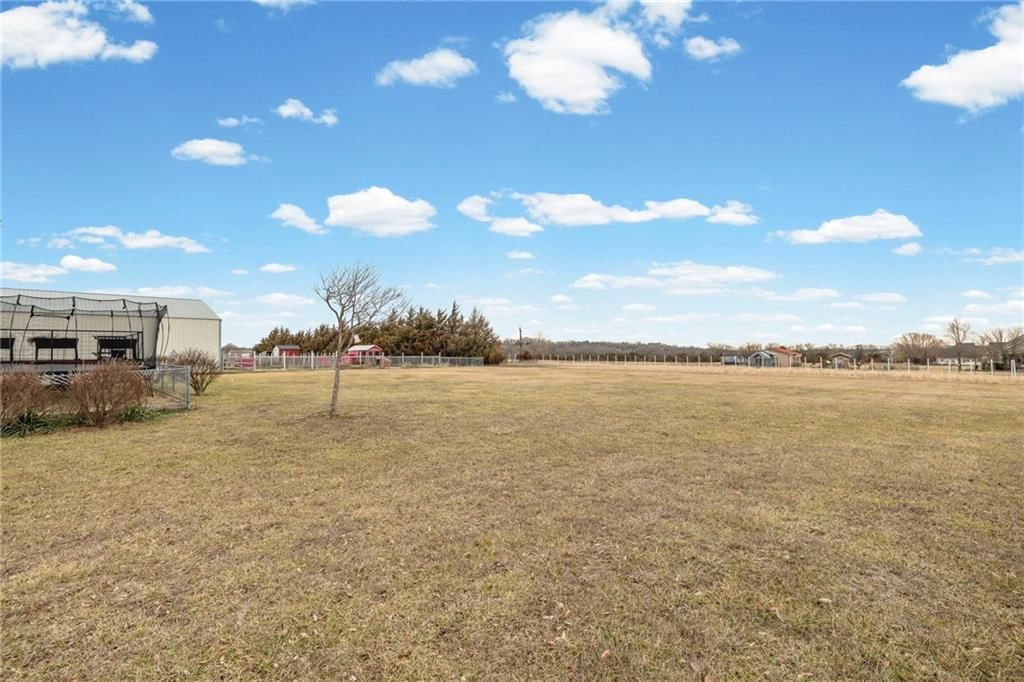 2090 N 900th Road — photo 44