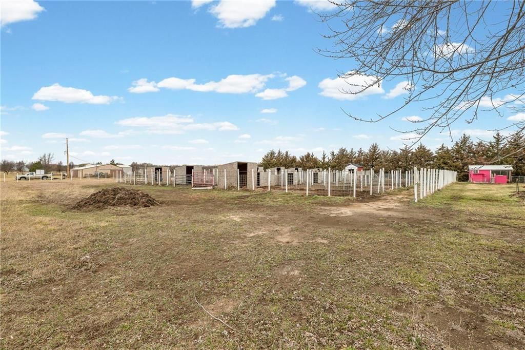 2090 N 900th Road — photo 47