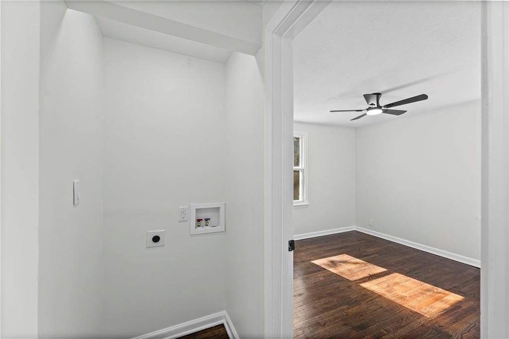 7718 Longwood Avenue — photo 23