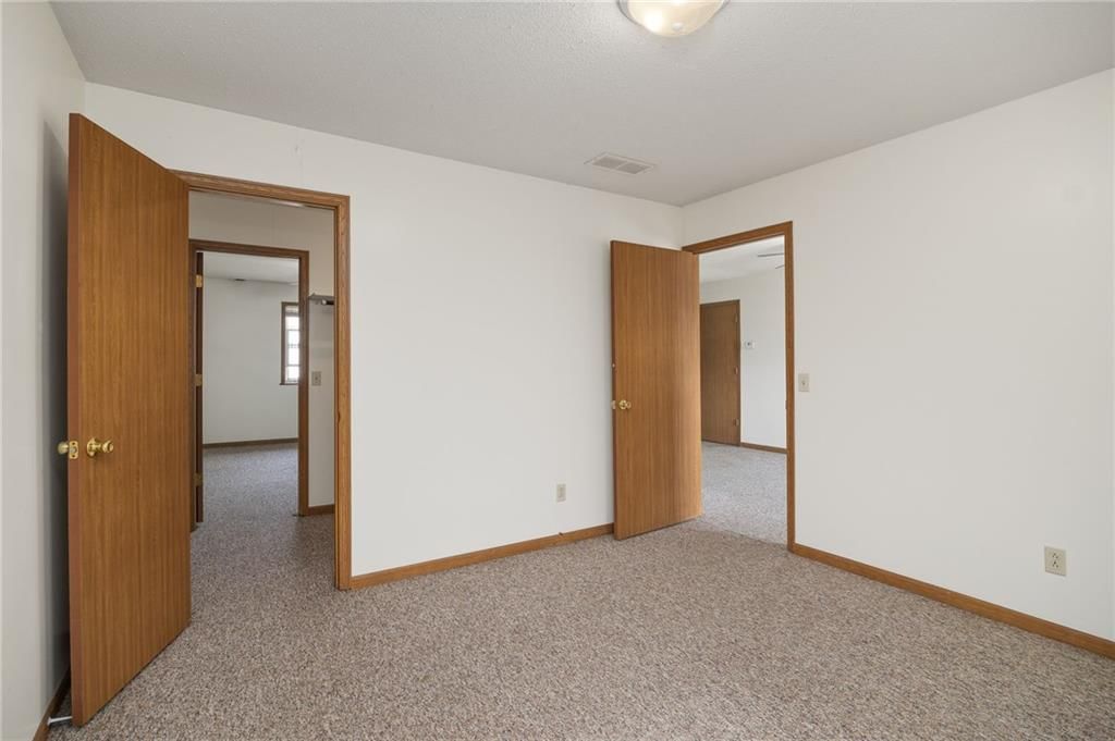 105 W Price Street — photo 7
