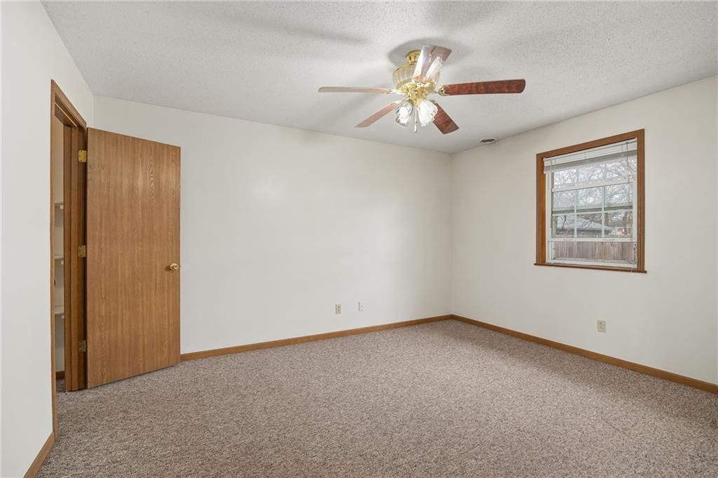105 W Price Street — photo 9