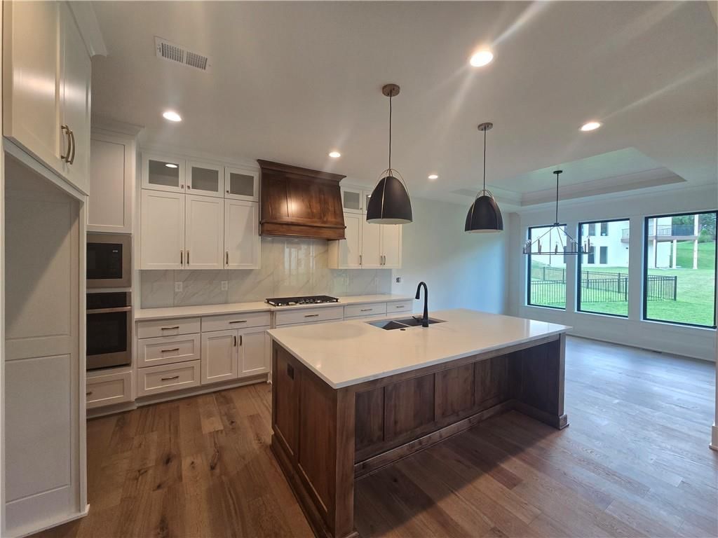 2750 SW Heartland Road — photo 3