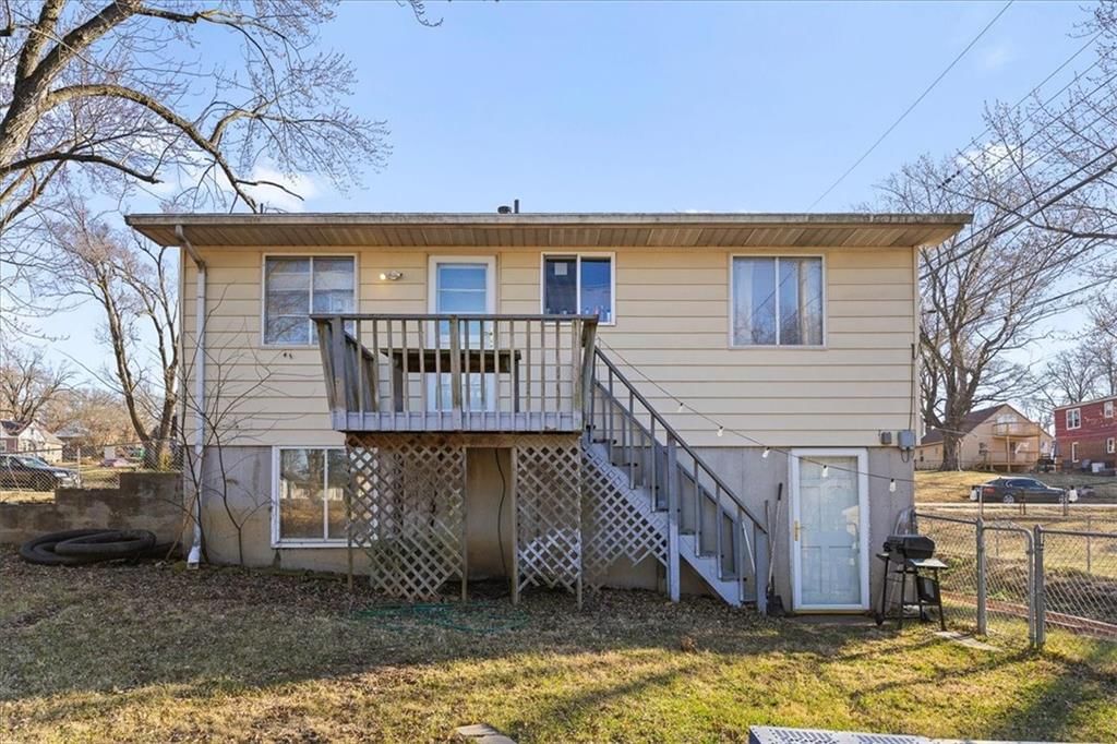 4344 Waverly Avenue — photo 17